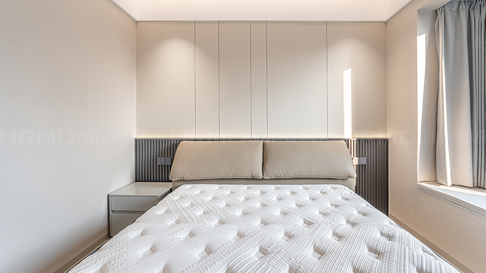 現代輕奢風-招商雍山湖